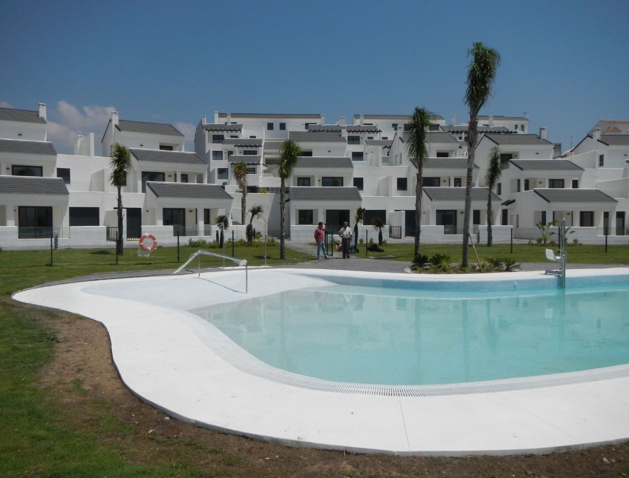 54 viviendas y piscina en urb. Arroyo Vaquero, Estepona